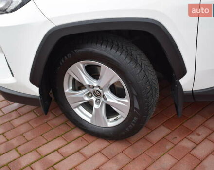 Білий Тойота РАВ 4, об'ємом двигуна 1.99 л та пробігом 112 тис. км за 26800 $, фото 16 на Automoto.ua