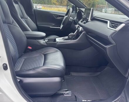 Белый Тойота РАВ 4, объемом двигателя 0 л и пробегом 44 тыс. км за 17400 $, фото 9 на Automoto.ua