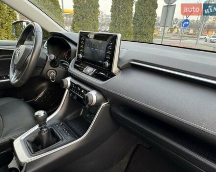 Білий Тойота РАВ 4, об'ємом двигуна 1.99 л та пробігом 76 тис. км за 22500 $, фото 85 на Automoto.ua