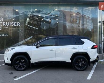 Белый Тойота РАВ 4, объемом двигателя 2.49 л и пробегом 132 тыс. км за 33159 $, фото 2 на Automoto.ua