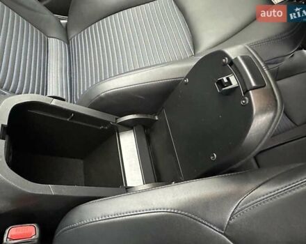 Белый Тойота РАВ 4, объемом двигателя 2.5 л и пробегом 88 тыс. км за 34999 $, фото 28 на Automoto.ua