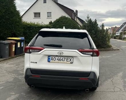 Белый Тойота РАВ 4, объемом двигателя 1.99 л и пробегом 70 тыс. км за 24000 $, фото 3 на Automoto.ua