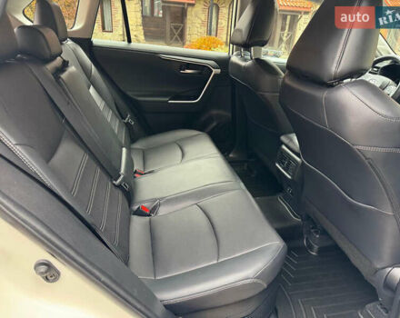 Белый Тойота РАВ 4, объемом двигателя 2.49 л и пробегом 78 тыс. км за 28500 $, фото 39 на Automoto.ua