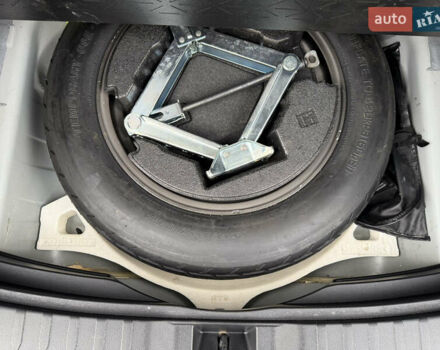 Белый Тойота РАВ 4, объемом двигателя 2.5 л и пробегом 118 тыс. км за 34000 $, фото 61 на Automoto.ua