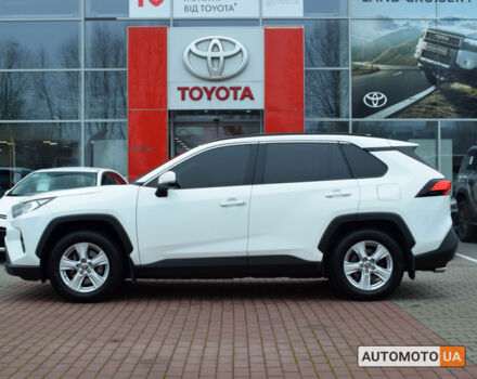 Белый Тойота РАВ 4, объемом двигателя 2.5 л и пробегом 167 тыс. км за 26900 $, фото 2 на Automoto.ua