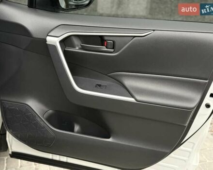 Белый Тойота РАВ 4, объемом двигателя 1.99 л и пробегом 77 тыс. км за 25300 $, фото 57 на Automoto.ua