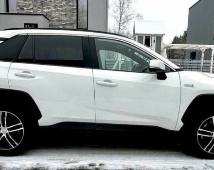 Белый Тойота РАВ 4, объемом двигателя 2.5 л и пробегом 101 тыс. км за 15000 $, фото 3 на Automoto.ua