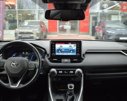 Білий Тойота РАВ 4, об'ємом двигуна 2.49 л та пробігом 132 тис. км за 31200 $, фото 7 на Automoto.ua