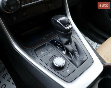 Білий Тойота РАВ 4, об'ємом двигуна 2.49 л та пробігом 95 тис. км за 37900 $, фото 29 на Automoto.ua