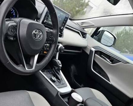 Белый Тойота РАВ 4, объемом двигателя 2.49 л и пробегом 100 тыс. км за 36500 $, фото 8 на Automoto.ua