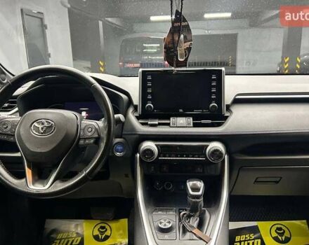 Білий Тойота РАВ 4, об'ємом двигуна 2.49 л та пробігом 78 тис. км за 31500 $, фото 13 на Automoto.ua