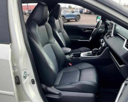 Белый Тойота РАВ 4, объемом двигателя 2.5 л и пробегом 33 тыс. км за 11000 $, фото 6 на Automoto.ua