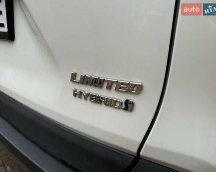 Белый Тойота РАВ 4, объемом двигателя 2.49 л и пробегом 78 тыс. км за 28500 $, фото 22 на Automoto.ua