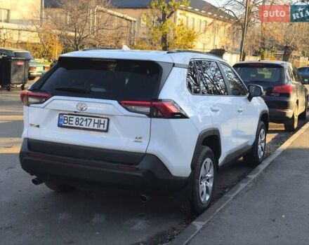 Білий Тойота РАВ 4, об'ємом двигуна 2.49 л та пробігом 45 тис. км за 24500 $, фото 3 на Automoto.ua