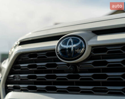 Белый Тойота РАВ 4, объемом двигателя 2.49 л и пробегом 119 тыс. км за 33900 $, фото 16 на Automoto.ua