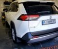 Білий Тойота РАВ 4, об'ємом двигуна 2 л та пробігом 110 тис. км за 27500 $, фото 1 на Automoto.ua