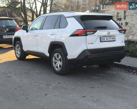 Білий Тойота РАВ 4, об'ємом двигуна 2.49 л та пробігом 45 тис. км за 24500 $, фото 2 на Automoto.ua