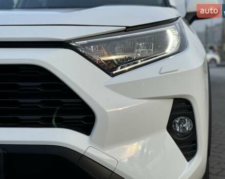 Білий Тойота РАВ 4, об'ємом двигуна 1.99 л та пробігом 76 тис. км за 22500 $, фото 4 на Automoto.ua