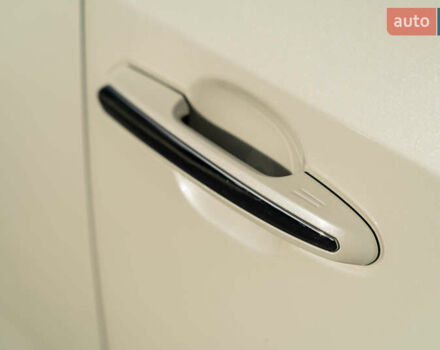 Белый Тойота РАВ 4, объемом двигателя 2.49 л и пробегом 119 тыс. км за 33900 $, фото 19 на Automoto.ua