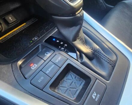 Белый Тойота РАВ 4, объемом двигателя 2.5 л и пробегом 123 тыс. км за 18000 $, фото 10 на Automoto.ua