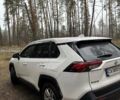 Белый Тойота РАВ 4, объемом двигателя 2 л и пробегом 47 тыс. км за 25000 $, фото 3 на Automoto.ua