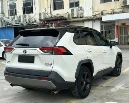 Белый Тойота РАВ 4, объемом двигателя 2.5 л и пробегом 98 тыс. км за 16800 $, фото 5 на Automoto.ua
