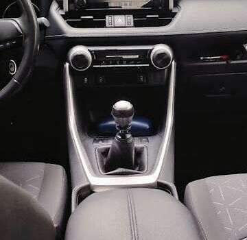 Білий Тойота РАВ 4, об'ємом двигуна 1.99 л та пробігом 96 тис. км за 25000 $, фото 6 на Automoto.ua