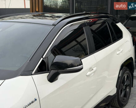 Белый Тойота РАВ 4, объемом двигателя 2.5 л и пробегом 118 тыс. км за 34000 $, фото 12 на Automoto.ua