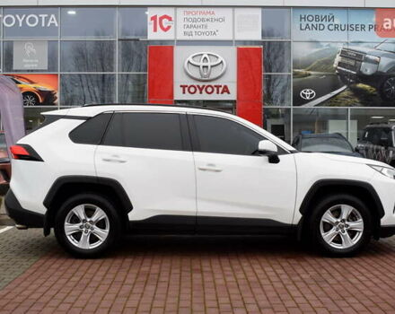 Білий Тойота РАВ 4, об'ємом двигуна 1.99 л та пробігом 112 тис. км за 26800 $, фото 18 на Automoto.ua