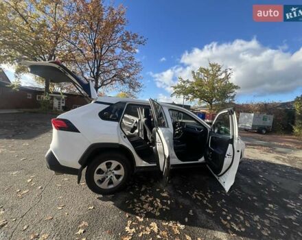 Белый Тойота РАВ 4, объемом двигателя 1.99 л и пробегом 70 тыс. км за 24000 $, фото 12 на Automoto.ua