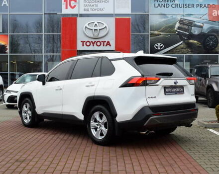 Белый Тойота РАВ 4, объемом двигателя 2.49 л и пробегом 166 тыс. км за 26900 $, фото 1 на Automoto.ua