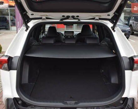 Білий Тойота РАВ 4, об'ємом двигуна 2.49 л та пробігом 132 тис. км за 31200 $, фото 9 на Automoto.ua