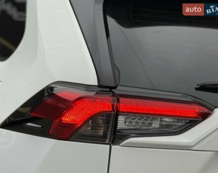 Белый Тойота РАВ 4, объемом двигателя 1.99 л и пробегом 77 тыс. км за 25300 $, фото 25 на Automoto.ua