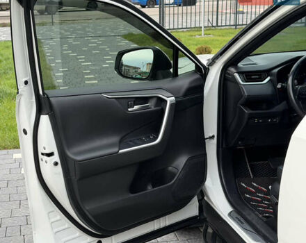 Белый Тойота РАВ 4, объемом двигателя 2.5 л и пробегом 118 тыс. км за 34000 $, фото 23 на Automoto.ua