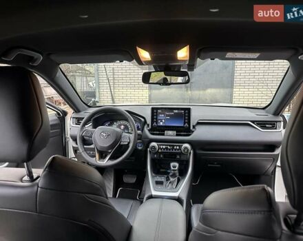 Белый Тойота РАВ 4, объемом двигателя 2.5 л и пробегом 88 тыс. км за 34999 $, фото 41 на Automoto.ua