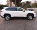 Белый Тойота РАВ 4, объемом двигателя 0 л и пробегом 112 тыс. км за 16000 $, фото 3 на Automoto.ua