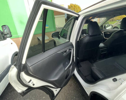 Білий Тойота РАВ 4, об'ємом двигуна 2 л та пробігом 89 тис. км за 29200 $, фото 16 на Automoto.ua