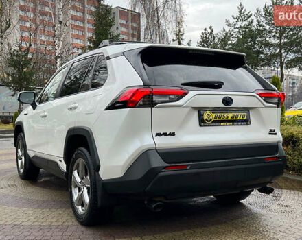 Белый Тойота РАВ 4, объемом двигателя 2.49 л и пробегом 99 тыс. км за 34800 $, фото 4 на Automoto.ua