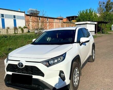 Білий Тойота РАВ 4, об'ємом двигуна 2 л та пробігом 43 тис. км за 22300 $, фото 2 на Automoto.ua