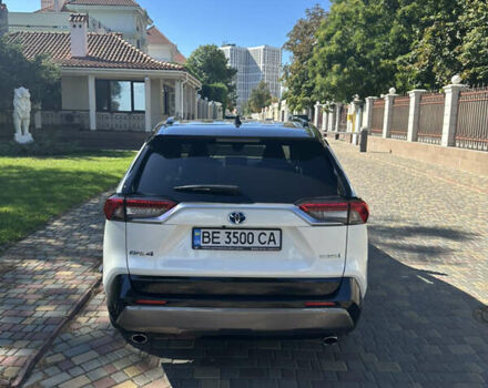 Белый Тойота РАВ 4, объемом двигателя 2.5 л и пробегом 51 тыс. км за 41000 $, фото 5 на Automoto.ua