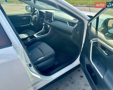 Белый Тойота РАВ 4, объемом двигателя 1.99 л и пробегом 81 тыс. км за 28900 $, фото 3 на Automoto.ua