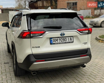 Білий Тойота РАВ 4, об'ємом двигуна 2.5 л та пробігом 97 тис. км за 29900 $, фото 6 на Automoto.ua