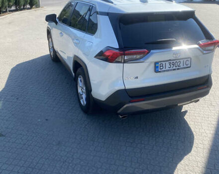 Білий Тойота РАВ 4, об'ємом двигуна 1.99 л та пробігом 61 тис. км за 34800 $, фото 4 на Automoto.ua