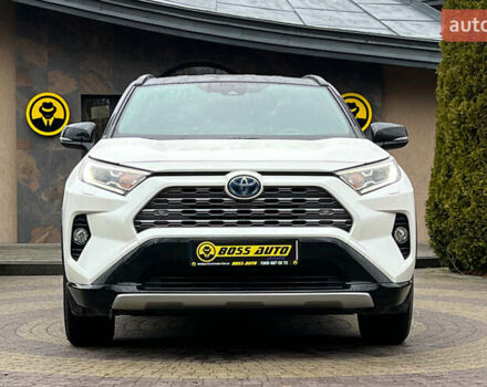 Білий Тойота РАВ 4, об'ємом двигуна 2.49 л та пробігом 57 тис. км за 38750 $, фото 1 на Automoto.ua