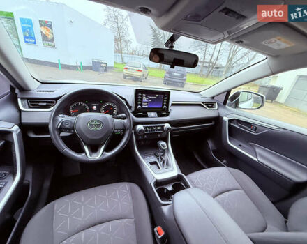 Белый Тойота РАВ 4, объемом двигателя 2 л и пробегом 95 тыс. км за 24999 $, фото 24 на Automoto.ua