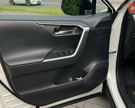 Білий Тойота РАВ 4, об'ємом двигуна 2.49 л та пробігом 86 тис. км за 33900 $, фото 31 на Automoto.ua