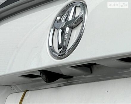 Білий Тойота РАВ 4, об'ємом двигуна 2.5 л та пробігом 64 тис. км за 27000 $, фото 5 на Automoto.ua