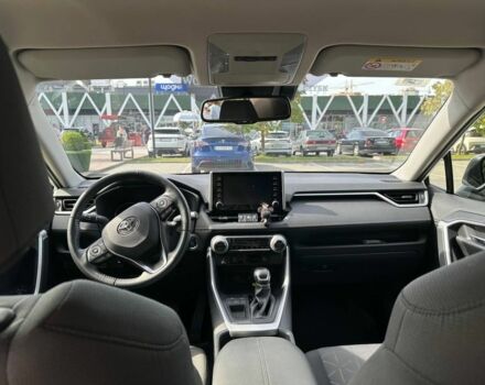 Белый Тойота РАВ 4, объемом двигателя 2 л и пробегом 57 тыс. км за 28000 $, фото 7 на Automoto.ua