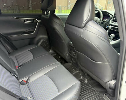 Белый Тойота РАВ 4, объемом двигателя 2.49 л и пробегом 50 тыс. км за 31800 $, фото 10 на Automoto.ua