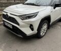 Білий Тойота РАВ 4, об'ємом двигуна 2.49 л та пробігом 156 тис. км за 30100 $, фото 1 на Automoto.ua
